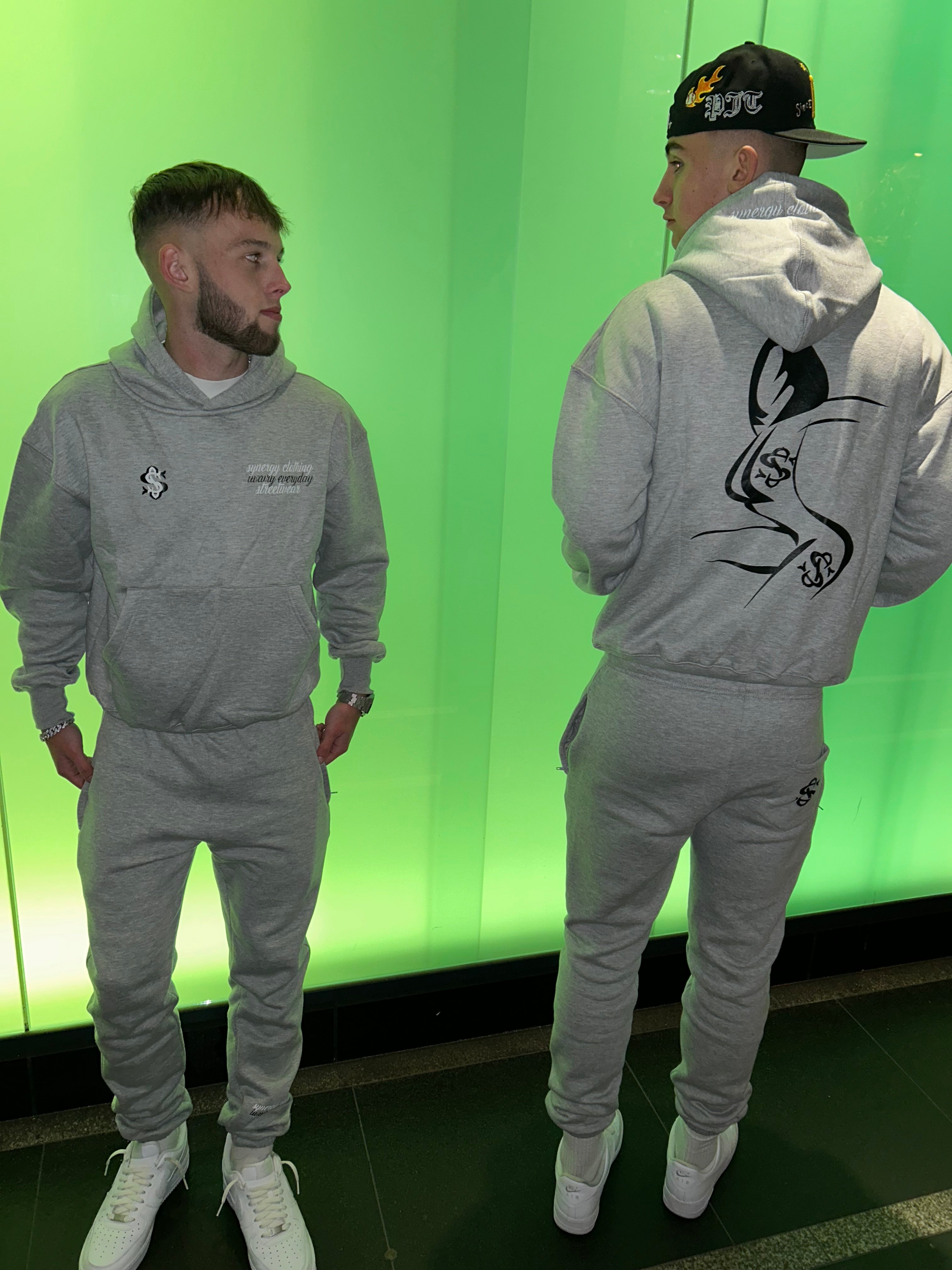 Silhouette collection